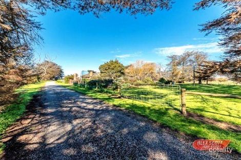 140 Mccraws Rd, Nar Nar Goon, VIC 3812