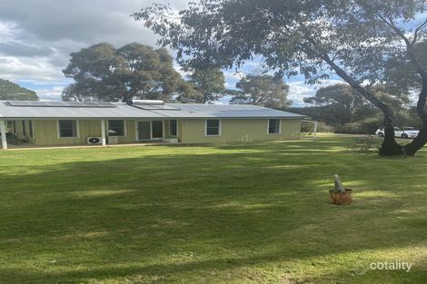 77 Pyalong Rd, Lancefield, VIC 3435
