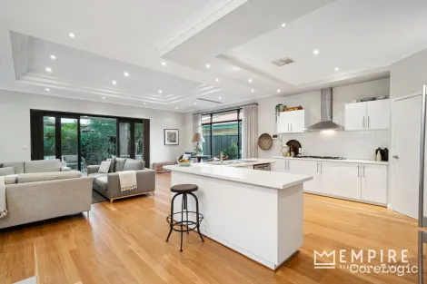 Property photo of 8A Davy Street Alfred Cove WA 6154