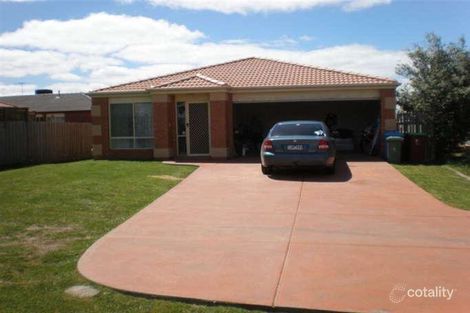 Property photo of 22 Bewley Way Berwick VIC 3806