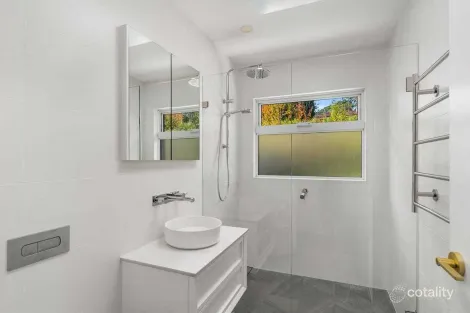 Property photo of 16 Holly Street Bowral NSW 2576