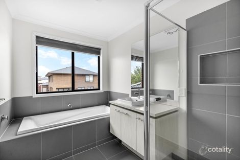 Property photo of 77 Rosenthal Boulevard Sunbury VIC 3429