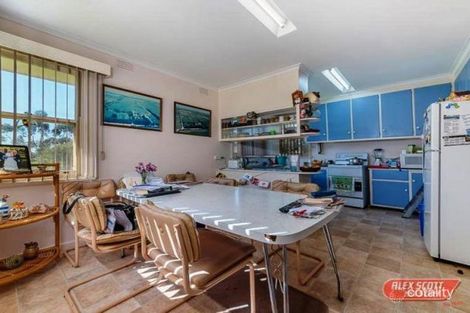 Property photo of 140 McCraws Road Nar Nar Goon VIC 3812