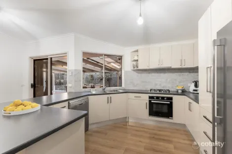 Property photo of 7 Wattletree Walk South Morang VIC 3752