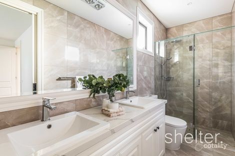 Property photo of 34A Queens Parade Glen Iris VIC 3146