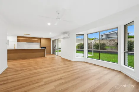 Property photo of 6 Gawain Drive Ormeau QLD 4208