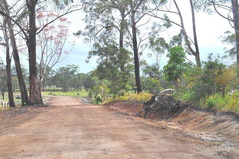 211 Lake Russell Dr, Emerald Beach, NSW 2456