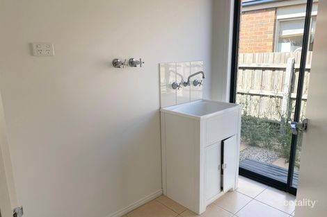 Property photo of 39 Jamieson Way Point Cook VIC 3030