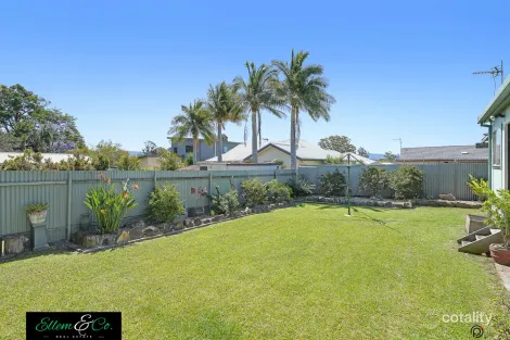 Property photo of 36 Barton Street Oak Flats NSW 2529