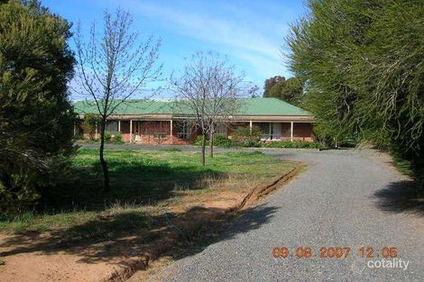 Property photo of 26 Cahills Road Yarrawonga VIC 3730