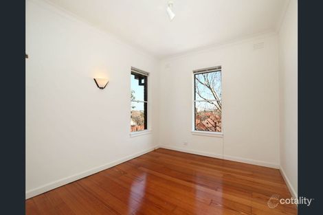 Property photo of 16/1A Boondara Grove St Kilda East VIC 3183