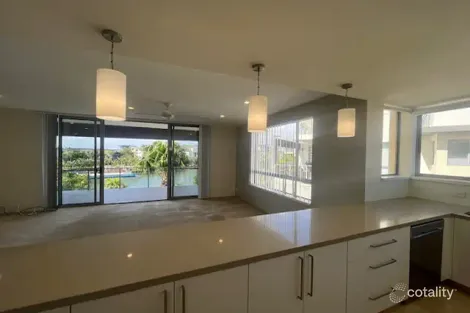 338/3 Pendraat Pde, Hope Island, QLD 4212