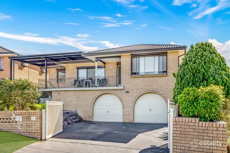 Property photo of 35 Oliveri Crescent Green Valley NSW 2168