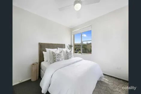 Property photo of 12/29 Duet Drive Mermaid Waters QLD 4218