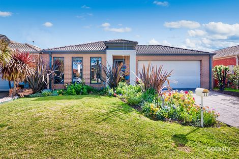 11 Maddock Dr, Cranbourne East, VIC 3977