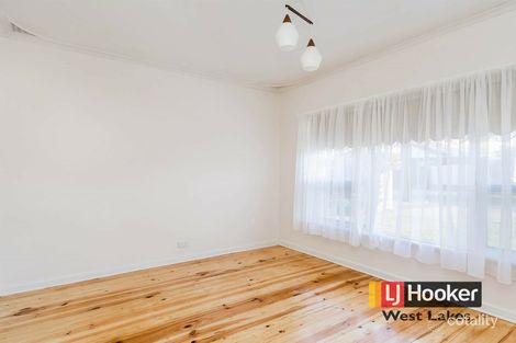 17 Poplar St, West Beach, SA 5024