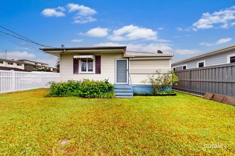 13 Sutton St, Redcliffe, QLD 4020