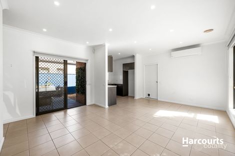 Property photo of 4 Pendula Place Pakenham VIC 3810