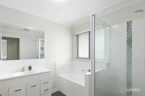 Property photo of 21 Morgan Circuit Urraween QLD 4655