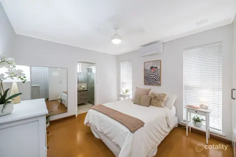 Property photo of 61 Axford Street Como WA 6152