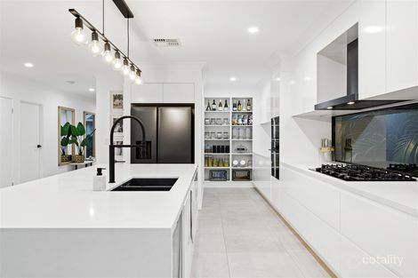 Property photo of 3 Platypus Street Bahrs Scrub QLD 4207