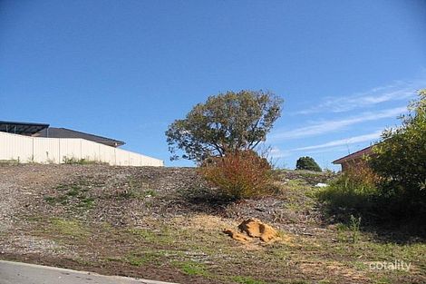 11 Trent St, Charlestown, NSW 2290