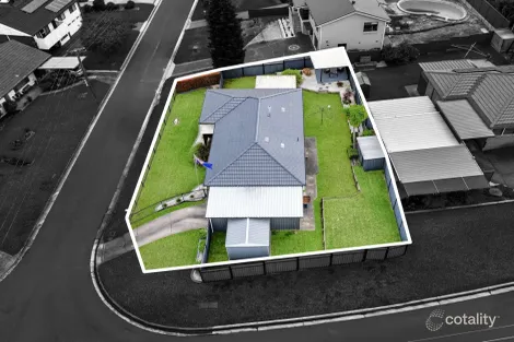 Property photo of 1 Bourke Place Camden South NSW 2570