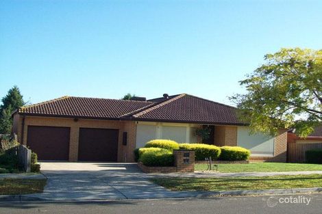 18 Southwell Cl, Endeavour Hills, VIC 3802