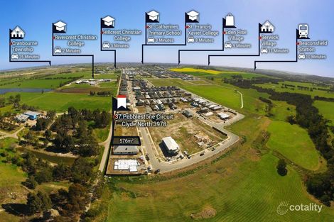 37 Pebblestone Cct, Clyde North, VIC 3978