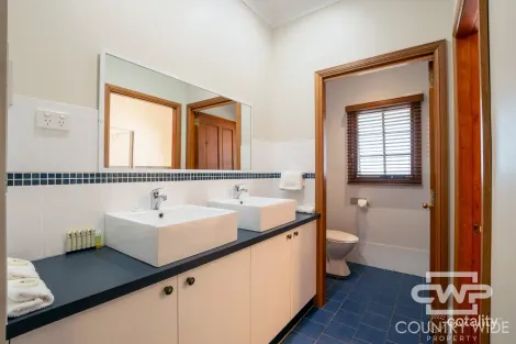 Property photo of 21 Church Street Glen Innes NSW 2370