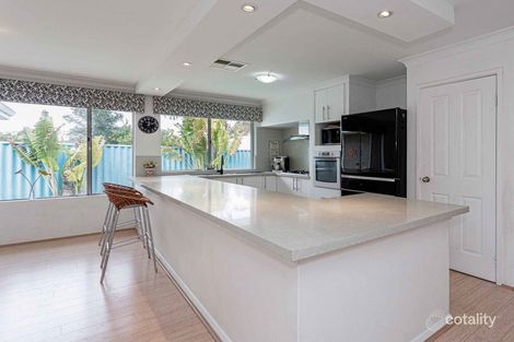 Property photo of 7 Empress Court Ocean Reef WA 6027