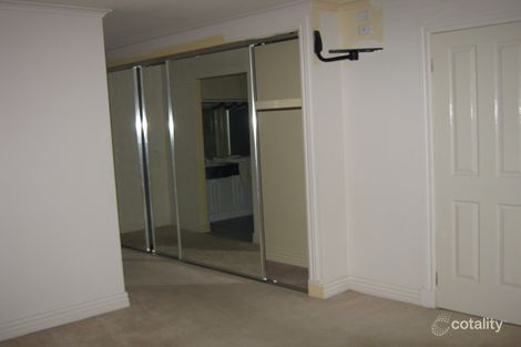 Property photo of 4 Hemar Crescent Hillside VIC 3037