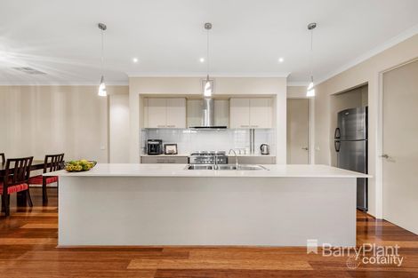 Property photo of 20 Jezwing Avenue South Morang VIC 3752