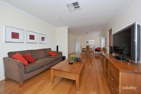 Property photo of 2 Errina Place Willetton WA 6155