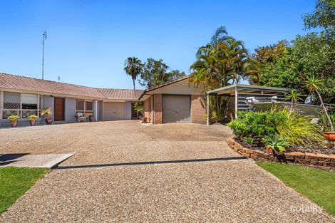 2/137 Amarina Ave, Mooloolaba, QLD 4557