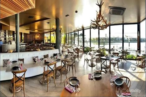 18 Harbour Dr, Patterson Lakes, VIC 3197