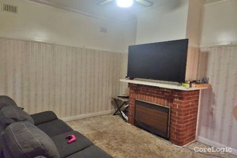 Property photo of 16 Miro Street Young NSW 2594