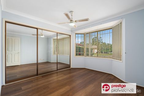 Property photo of 33 Castle Rock Court Wattle Grove NSW 2173