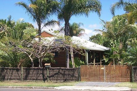 137 Elizabeth St, Urangan, QLD 4655