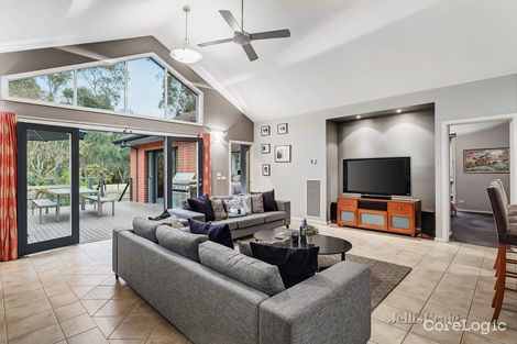 Property photo of 11 Arden Court Kew East VIC 3102