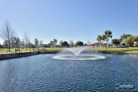 Property photo of 31 Villena Circle Port Kennedy WA 6172