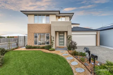 9 Arya Rd, Charlemont, VIC 3217