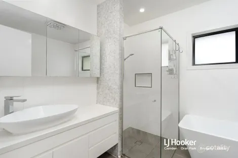 Property photo of 42 Longhurst Street Oran Park NSW 2570