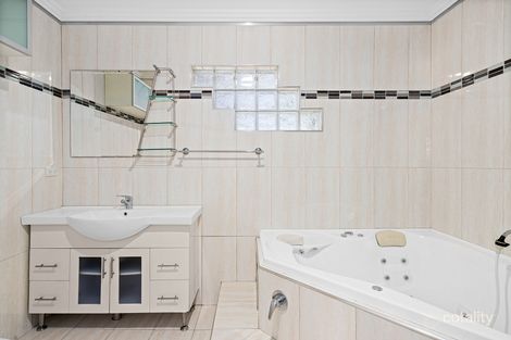 Property photo of 164 Princes Highway Unanderra NSW 2526