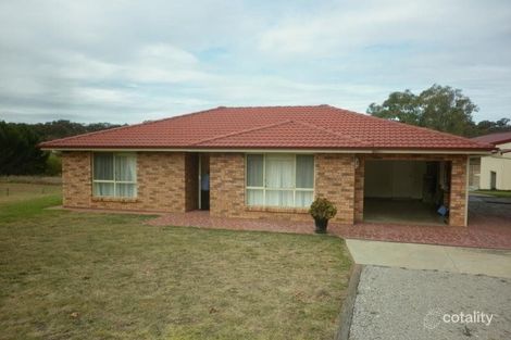 100 Packham Dr, Molong, NSW 2866
