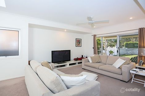 Property photo of 8 Roseleigh Street Kalinga QLD 4030