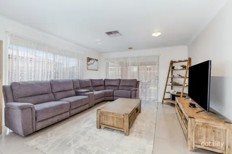 Property photo of 25 Brooklime Way Wallan VIC 3756