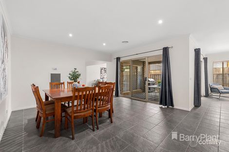 Property photo of 2 Princetown Drive South Morang VIC 3752