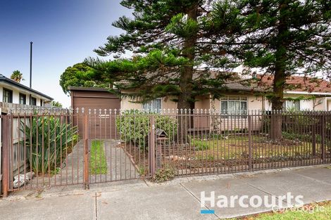 Property photo of 3 Kanooka Grove Doveton VIC 3177