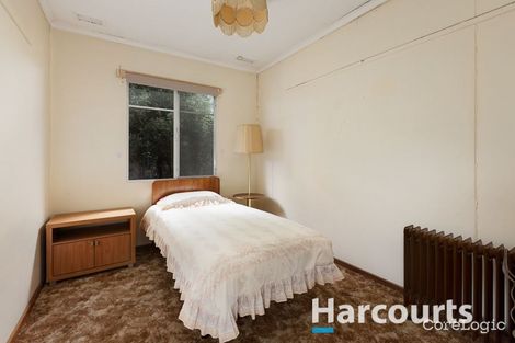 Property photo of 3 Kanooka Grove Doveton VIC 3177